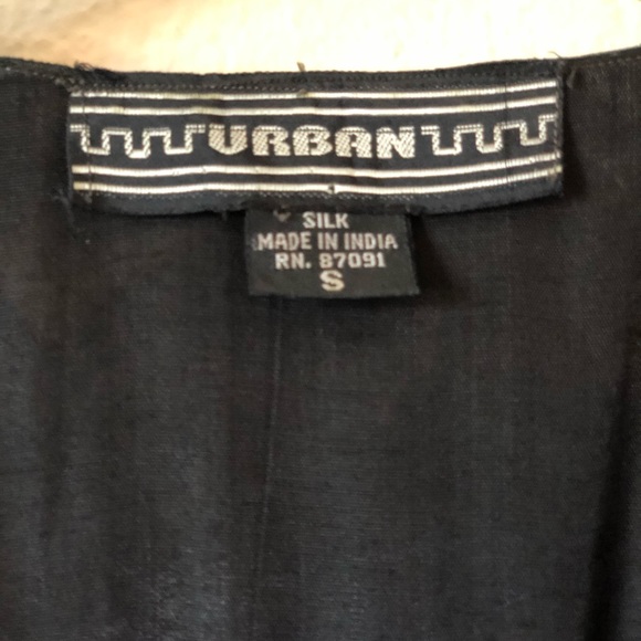 Vintage Urban Black Sequin Vest. Size Small - Picture 3 of 3